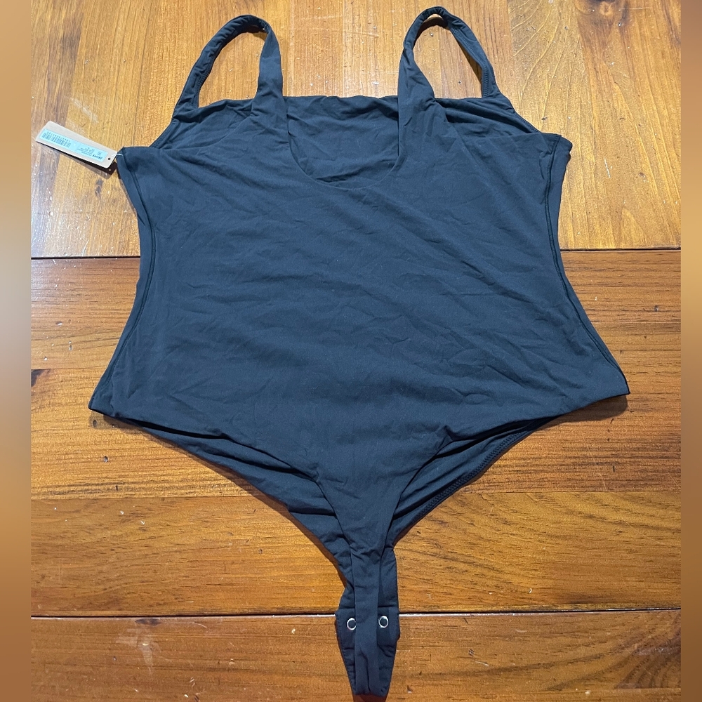 NWT SKIMS Classic Black Onyx Womens Fits Everybody Square Neck Bodysuit Size 3X - Picture 2 of 5